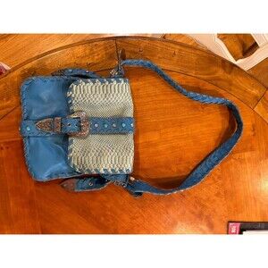 Charm and Luck Blumarine turquoise 100% leather studded crossbody messenger bag